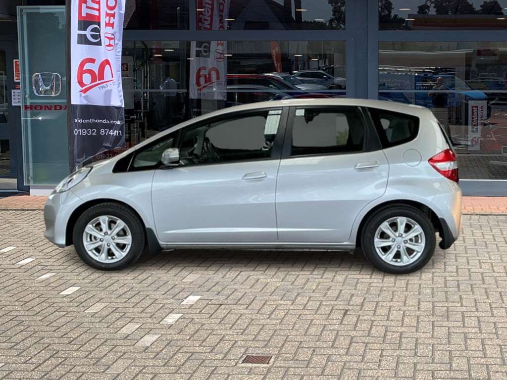 Honda Jazz 1.4 i-VTEC ES 5dr - Image 10