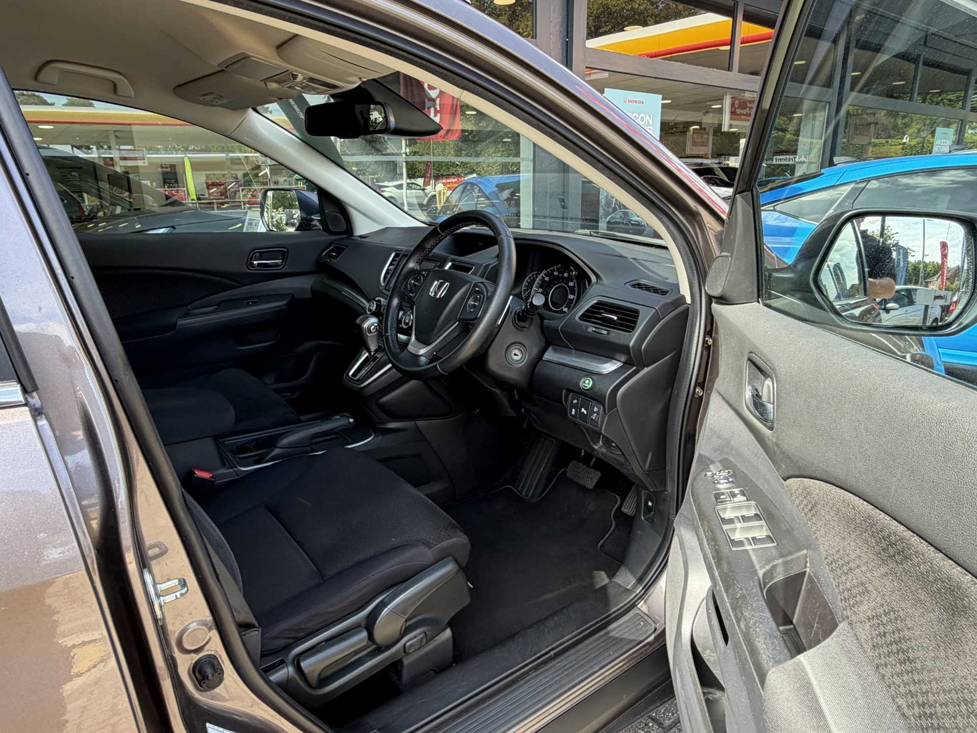 Honda CR-V 2.0 i-VTEC SE Plus 5dr Auto [Nav] — image 15