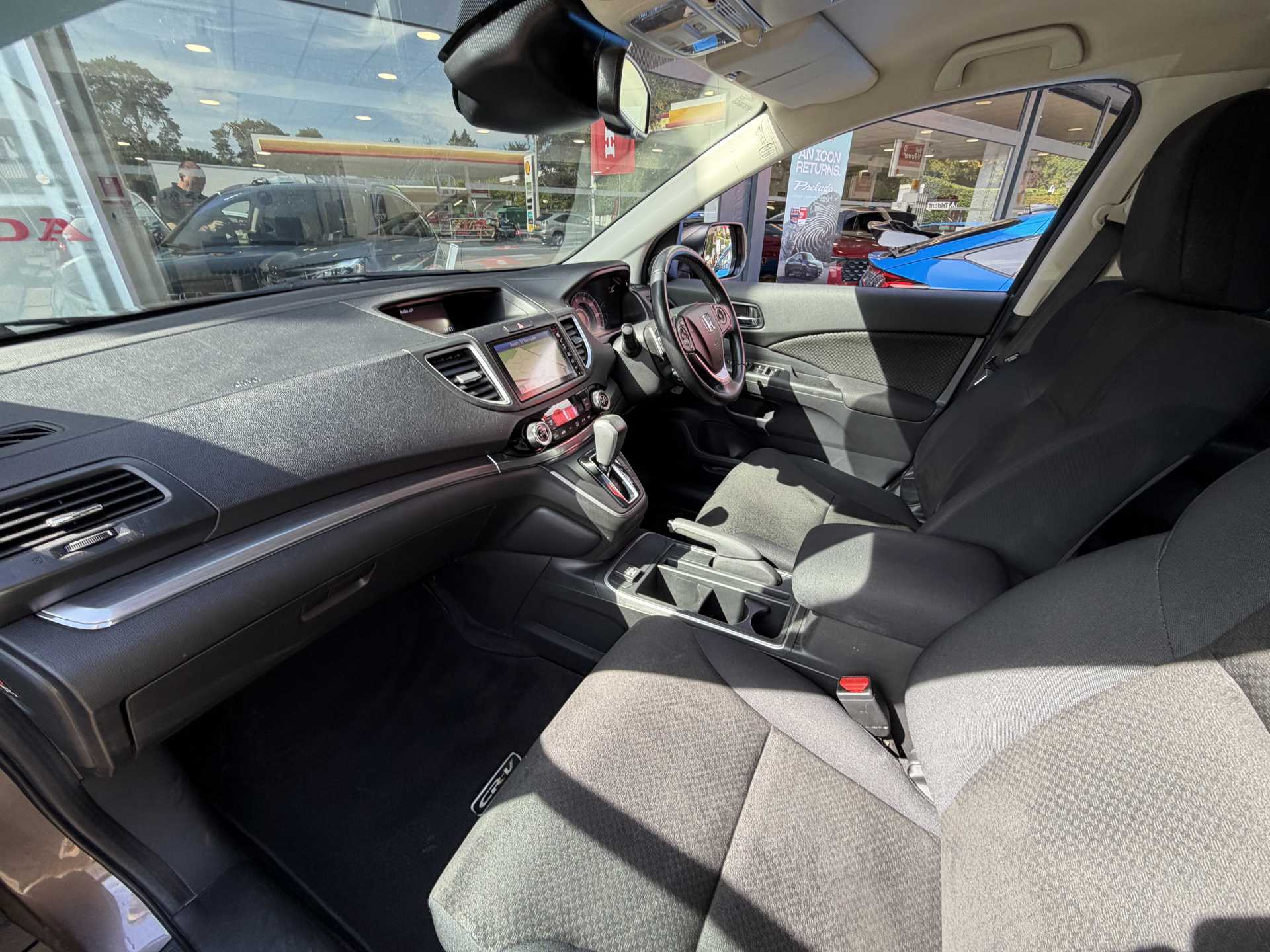 Honda CR-V 2.0 i-VTEC SE Plus 5dr Auto [Nav] — image 2