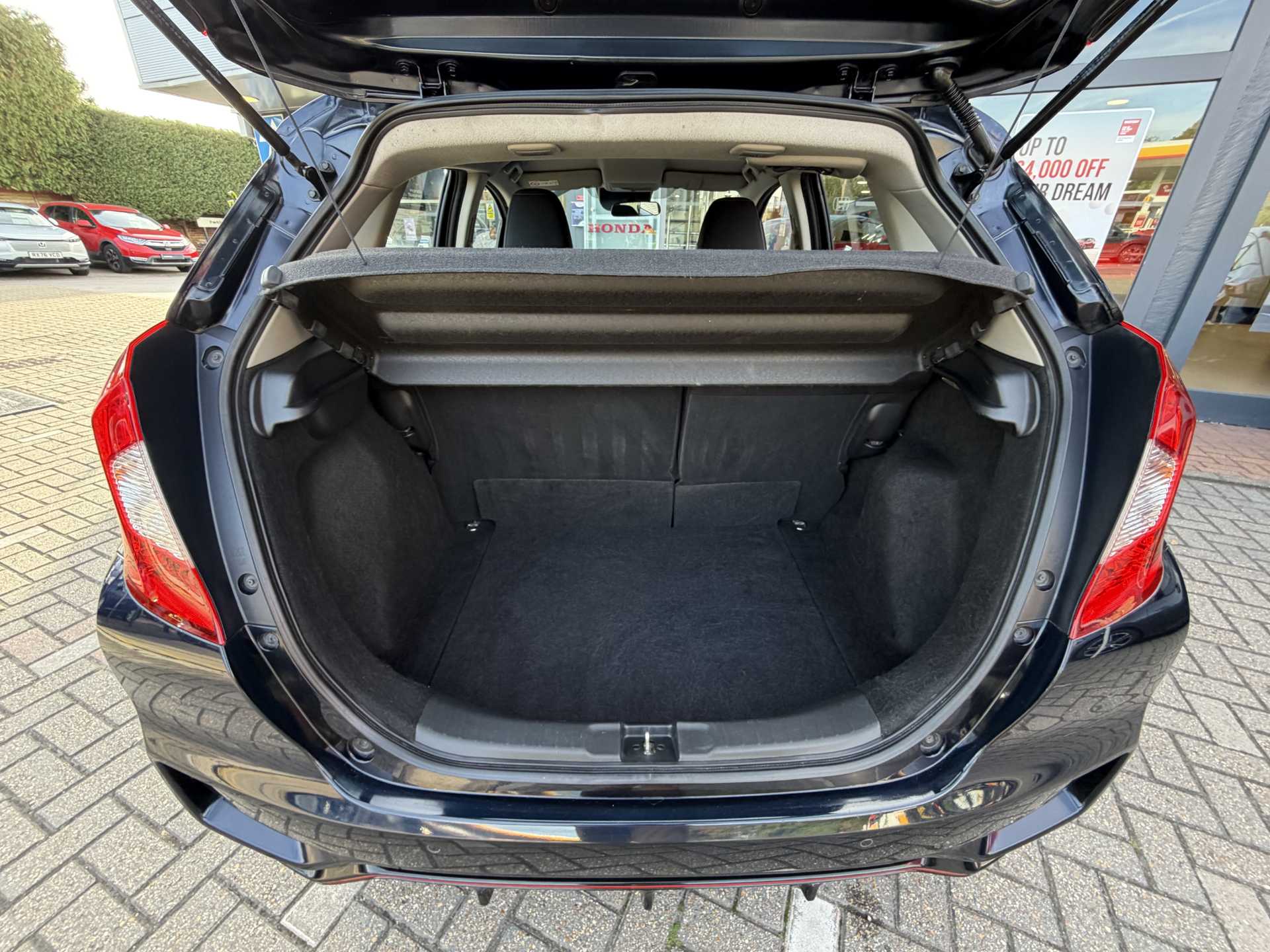 Honda Jazz 1.5 i-VTEC Sport 5dr CVT — image 13