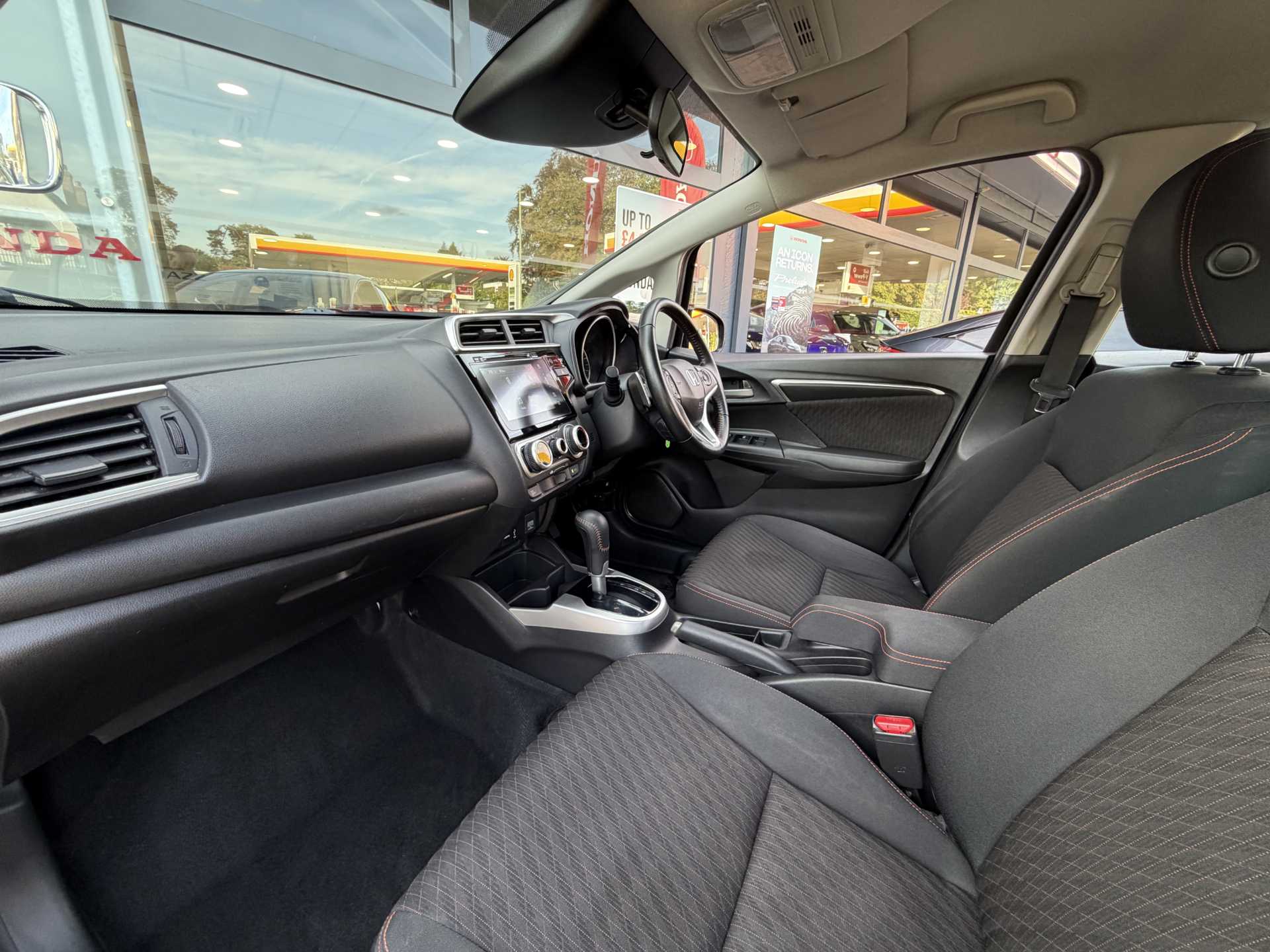 Honda Jazz 1.5 i-VTEC Sport 5dr CVT - Image 2