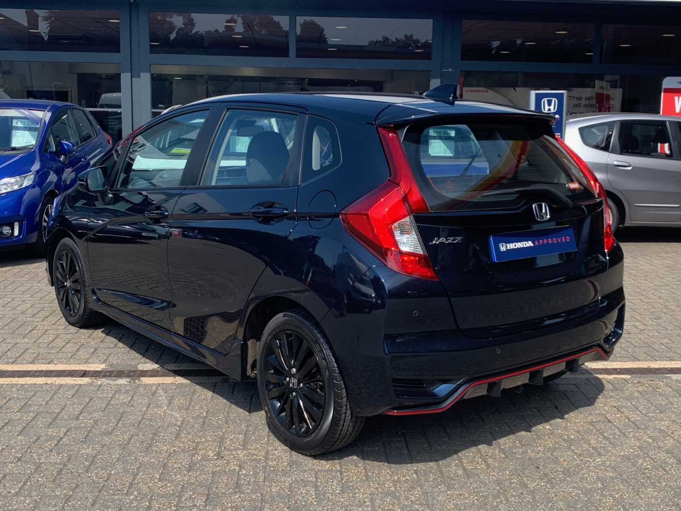 Honda Jazz 1.5 i-VTEC Sport 5dr CVT — image 3