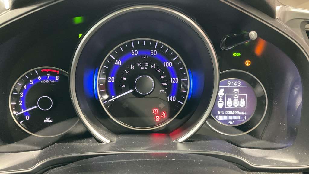 Honda Jazz 1.3 i-VTEC SE 5dr - Image 9