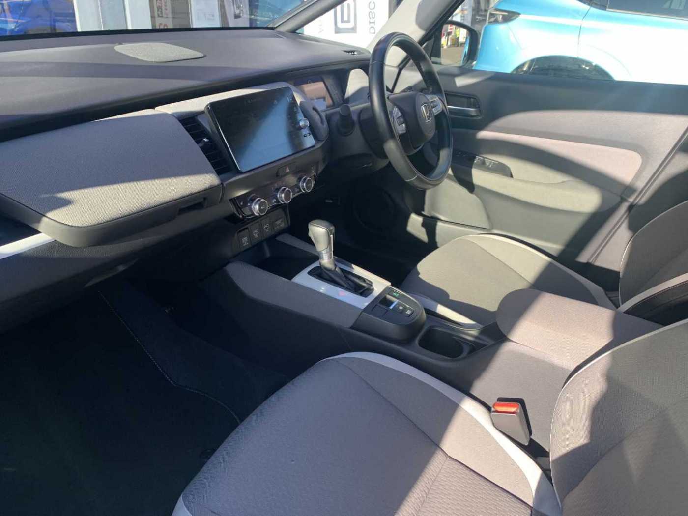 Honda Jazz 1.5 i-MMD Hybrid Crosstar EX 5dr eCVT - Image 2