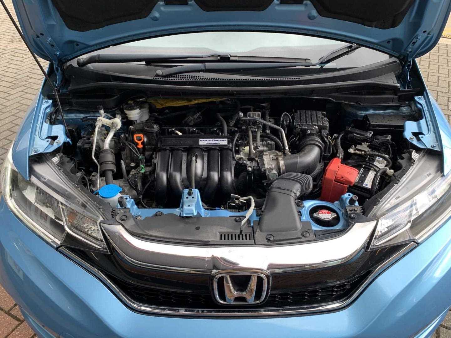 Honda JAZZ 1.3 i-VTEC EX Navi 5dr - Image 20