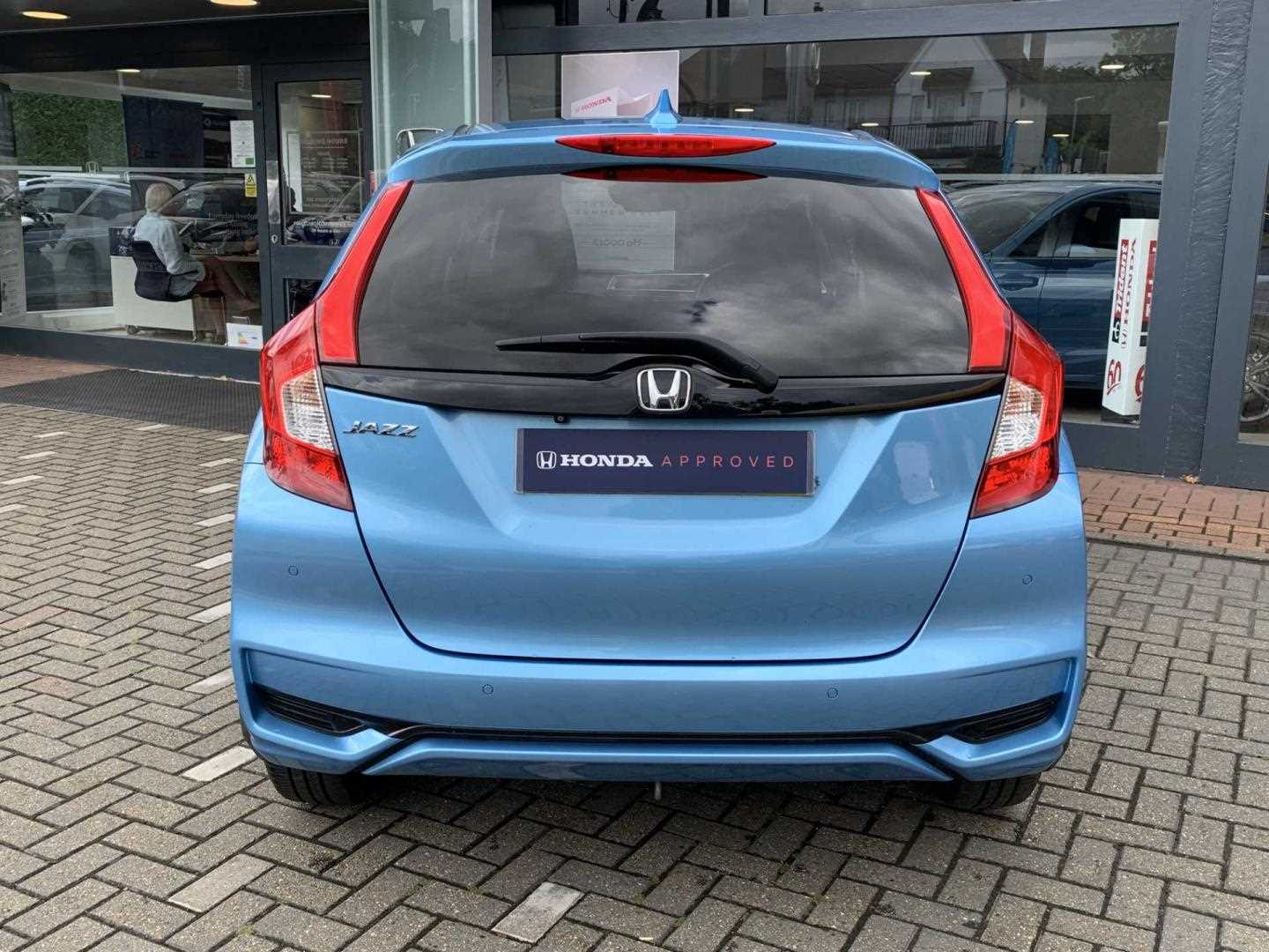 Honda Jazz 1.3 i-VTEC EX Navi 5dr - Image 7