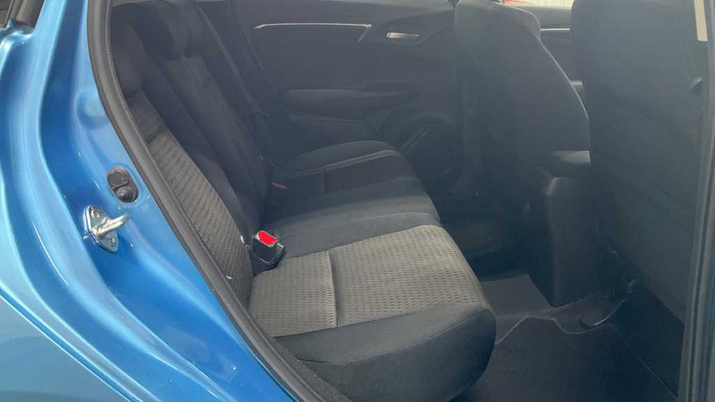 Honda JAZZ 1.3 i-VTEC EX Navi 5dr - Image 8