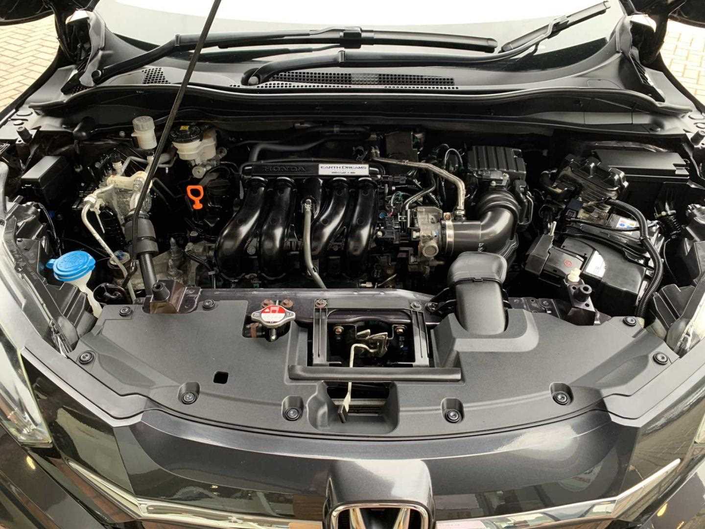 Honda HR-V 1.5 i-VTEC EX 5dr - Image 20