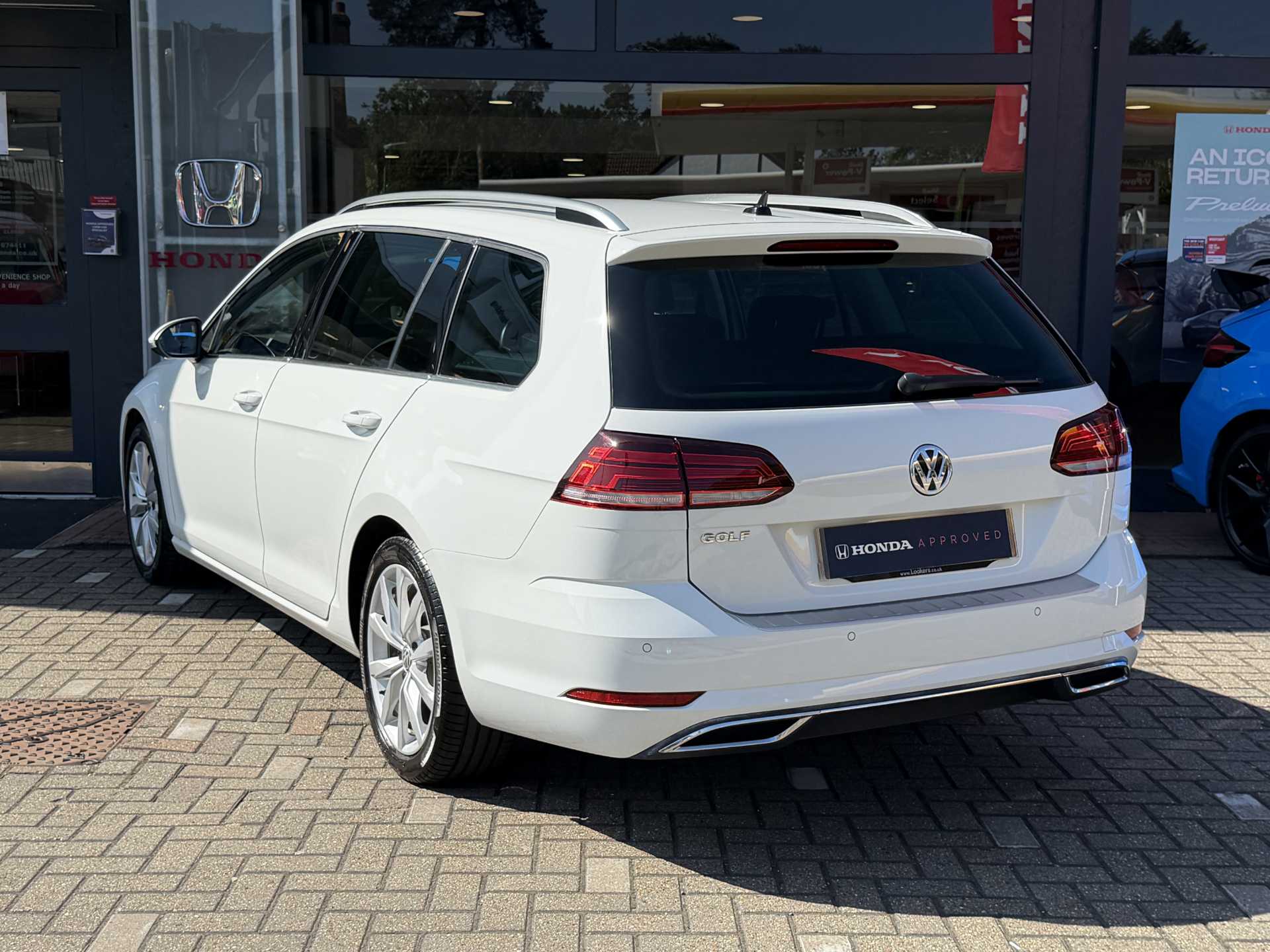 Volkswagen GOLF 1.5 TSI EVO GT 5dr Estate — image 3