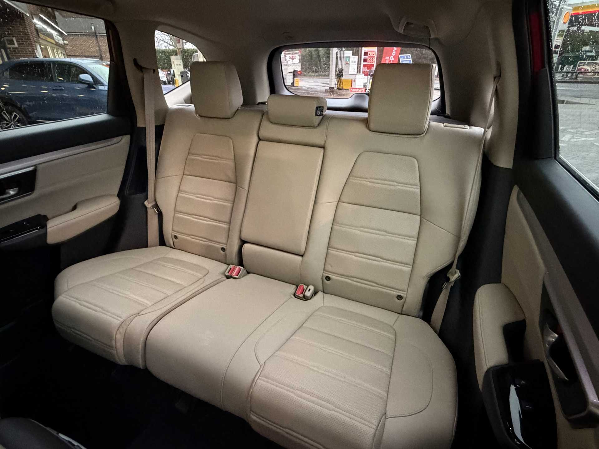 Honda CR-V 2.0 i-MMD Hybrid EX 5dr eCVT - Image 8