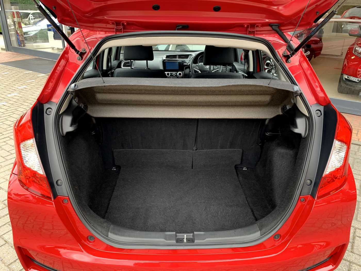 Honda Jazz 1.3 i-VTEC SE 5dr - Image 13