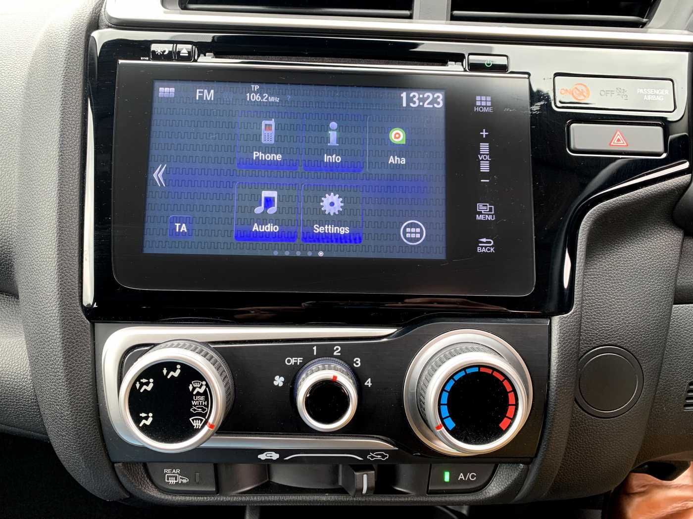 Honda Jazz 1.3 i-VTEC SE 5dr - Image 14