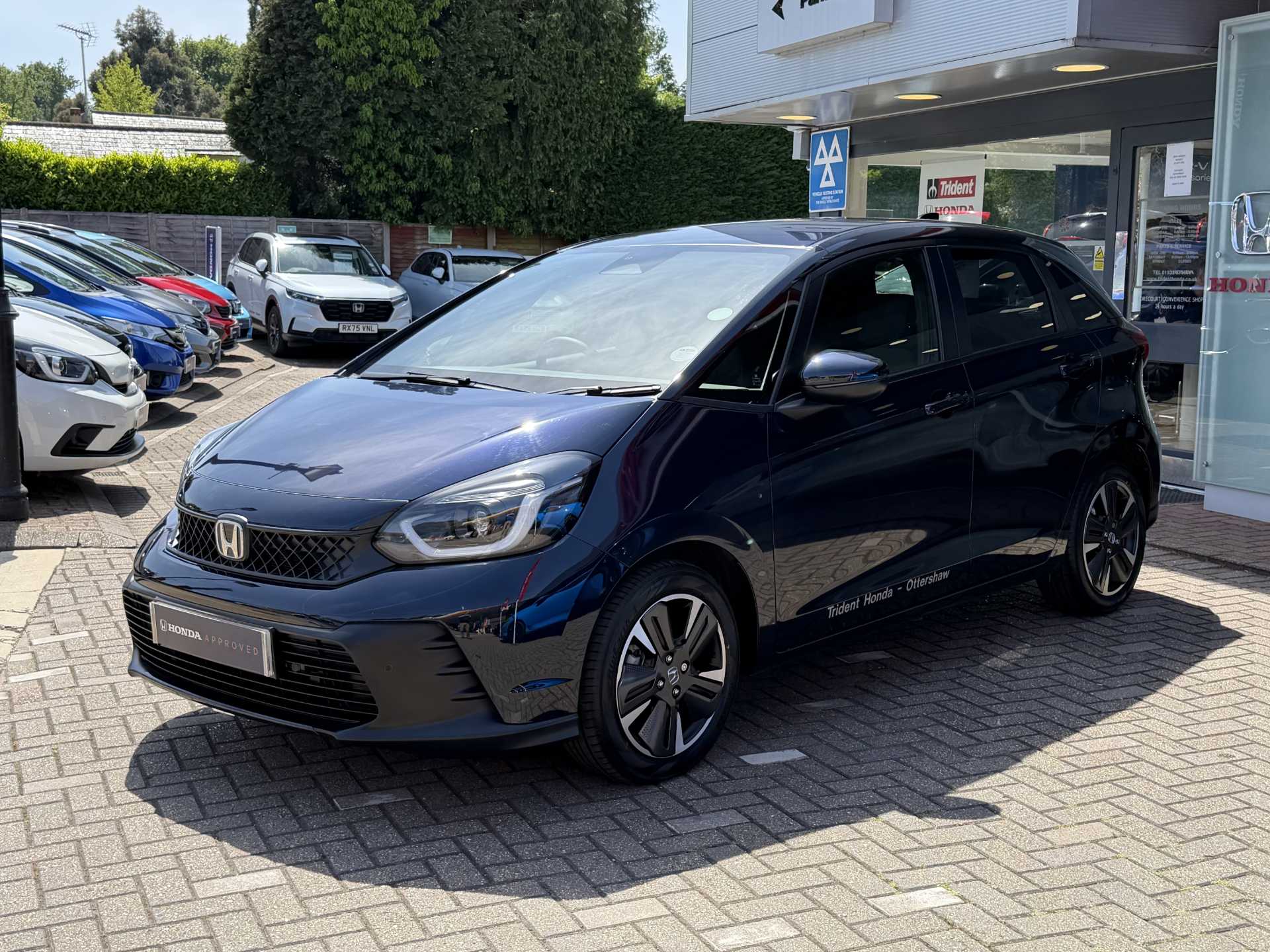 Honda Jazz 1.5 i-MMD Hybrid Advance 5dr eCVT - Image 10