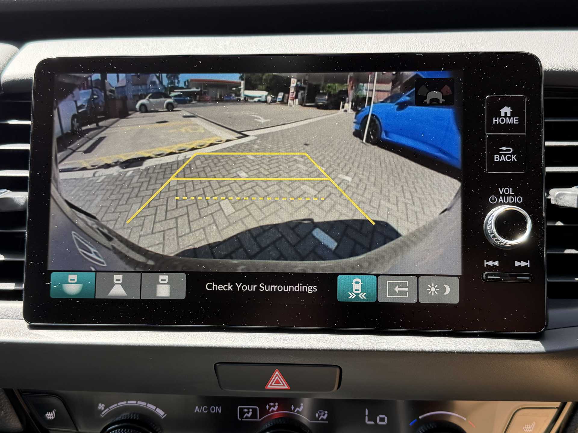Honda Jazz 1.5 i-MMD Hybrid Advance 5dr eCVT - Image 14