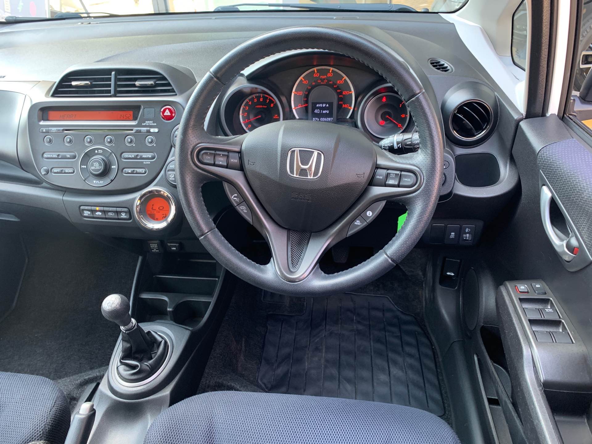 Honda JAZZ 1.4 i-VTEC EX 5dr - Image 16