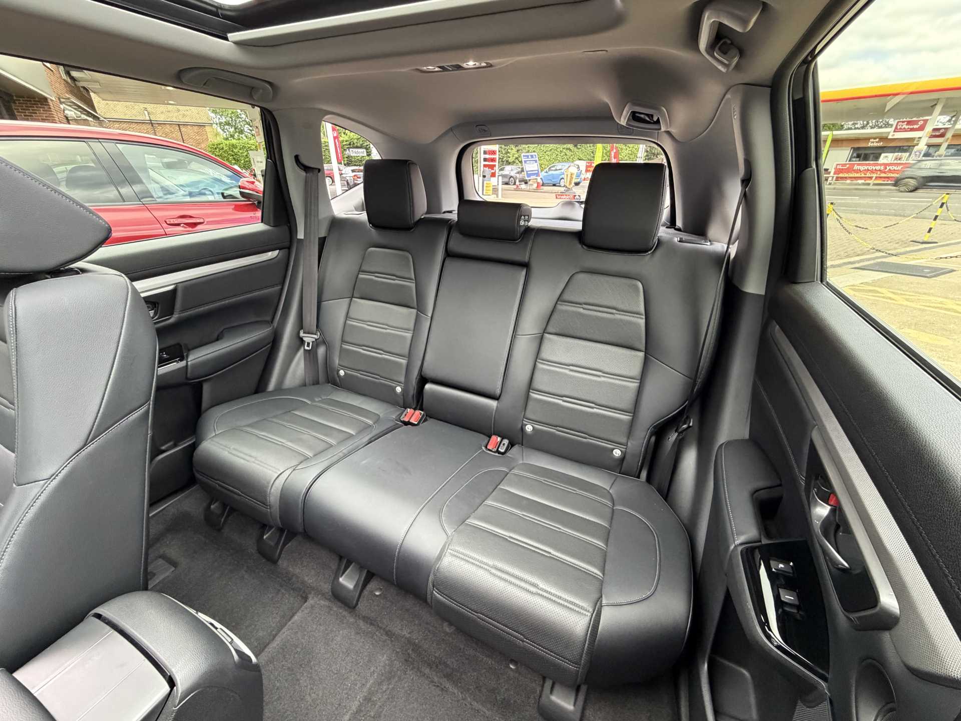 Honda CR-V 1.5 VTEC Turbo EX 5dr CVT - Image 8