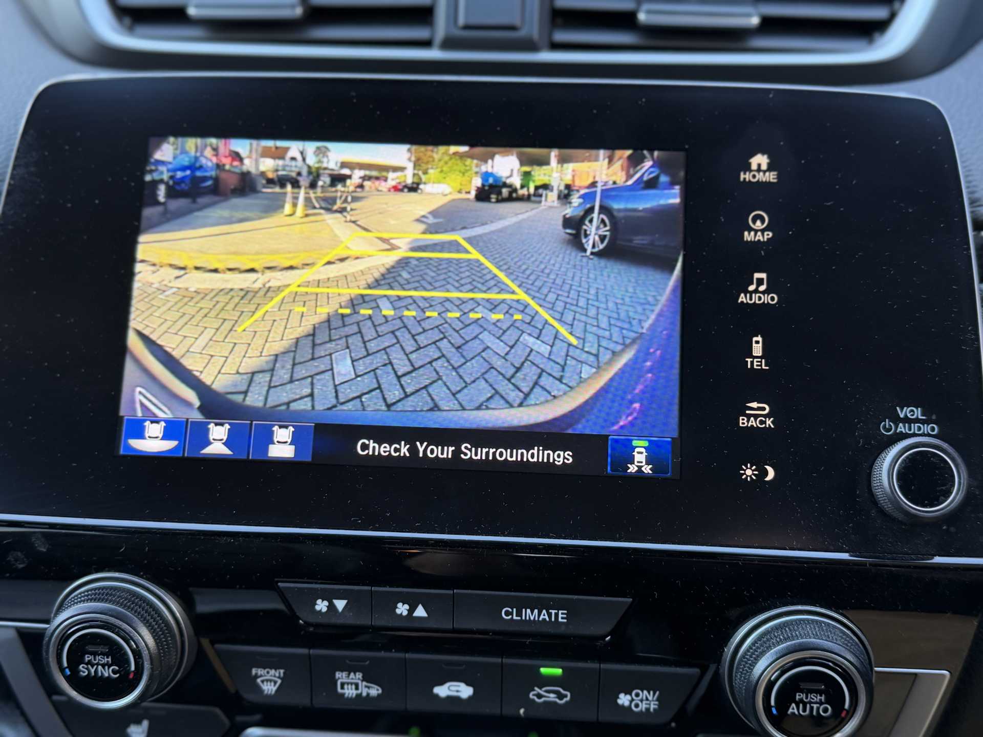 Honda CR-V 2.0 i-MMD Hybrid SR 5dr eCVT — image 14
