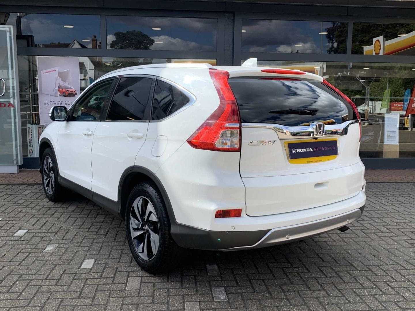 Honda CR-V 2.0 i-VTEC EX 5dr Auto - Image 3