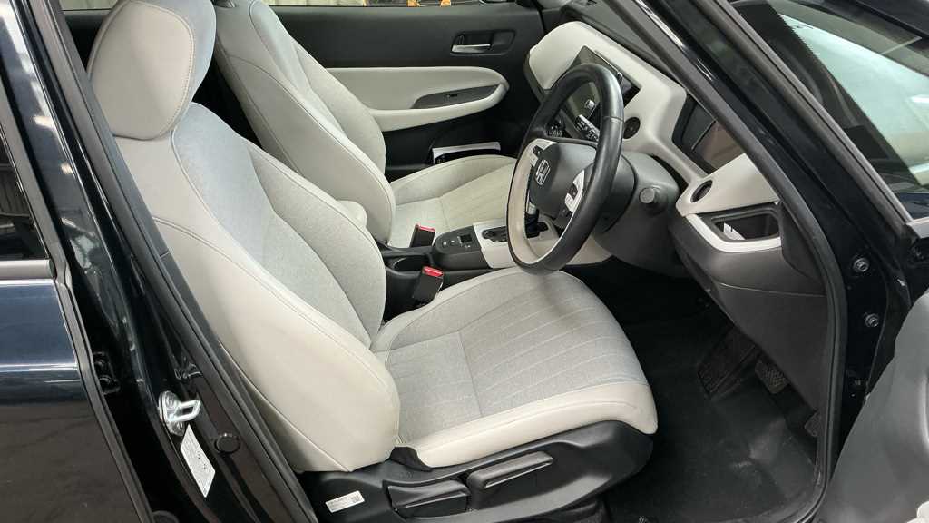 Honda JAZZ 1.5 i-MMD Hybrid EX Style 5dr eCVT - Image 2