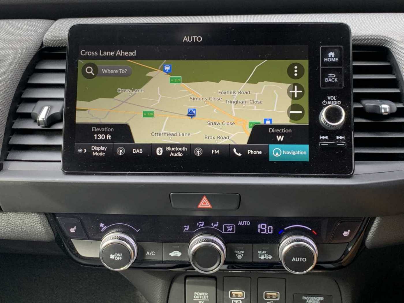 Honda JAZZ 1.5 i-MMD Hybrid Crosstar EX 5dr eCVT - Image 16