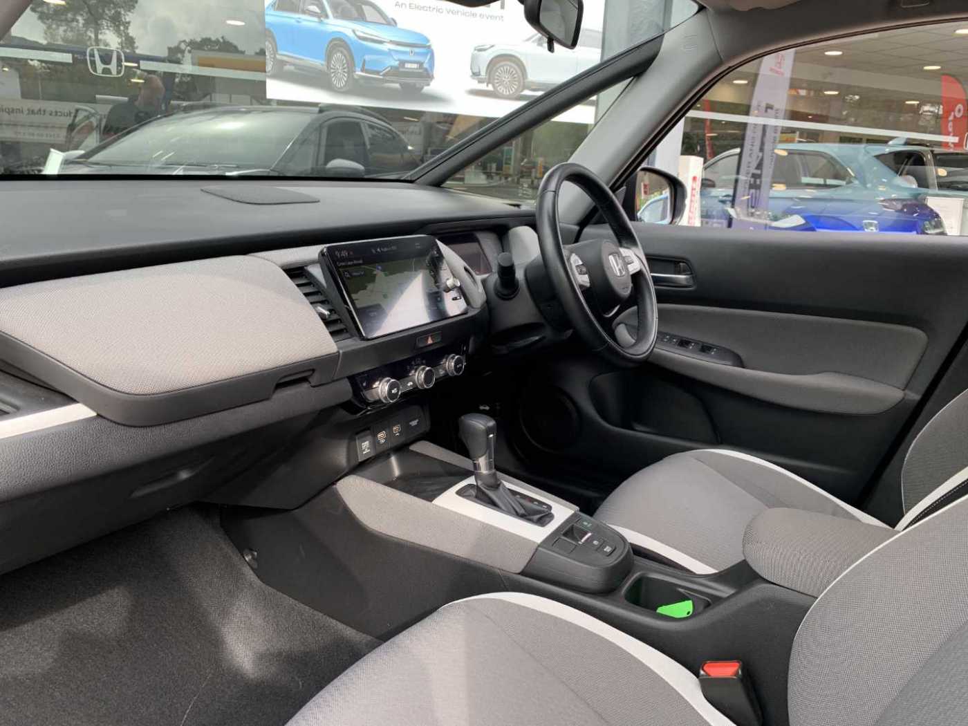 Honda JAZZ 1.5 i-MMD Hybrid Crosstar EX 5dr eCVT - Image 2