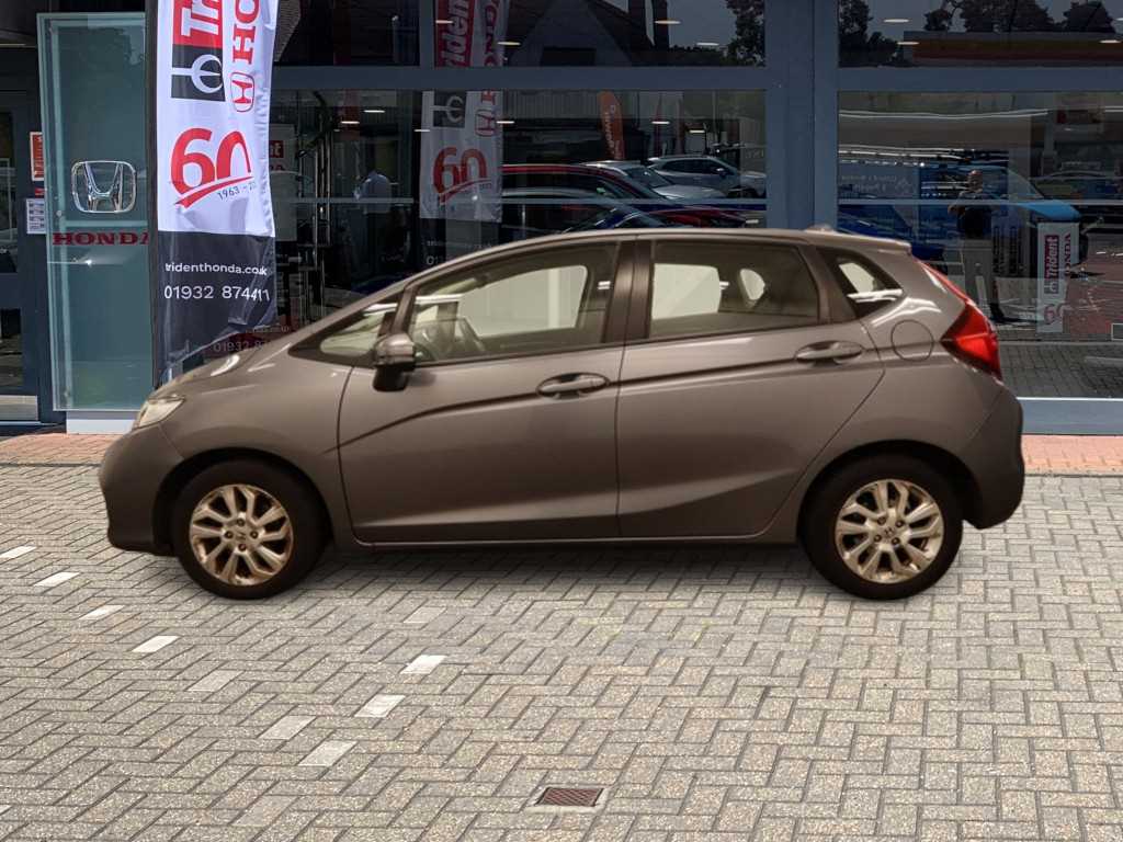 Honda JAZZ 1.3 i-VTEC SE Navi 5dr CVT - Image 8