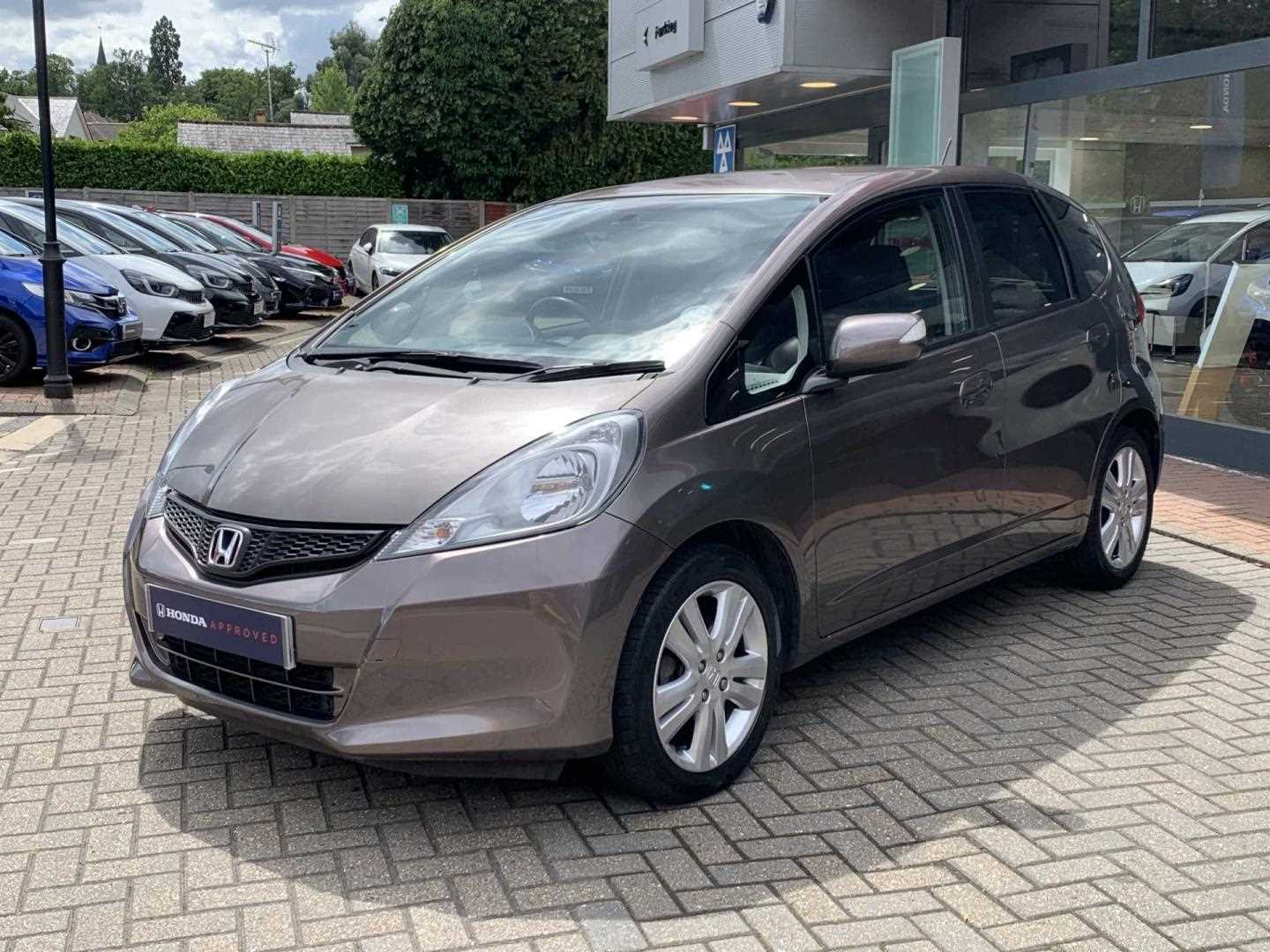Honda JAZZ 1.4 i-VTEC ES Plus 5dr - Image 10