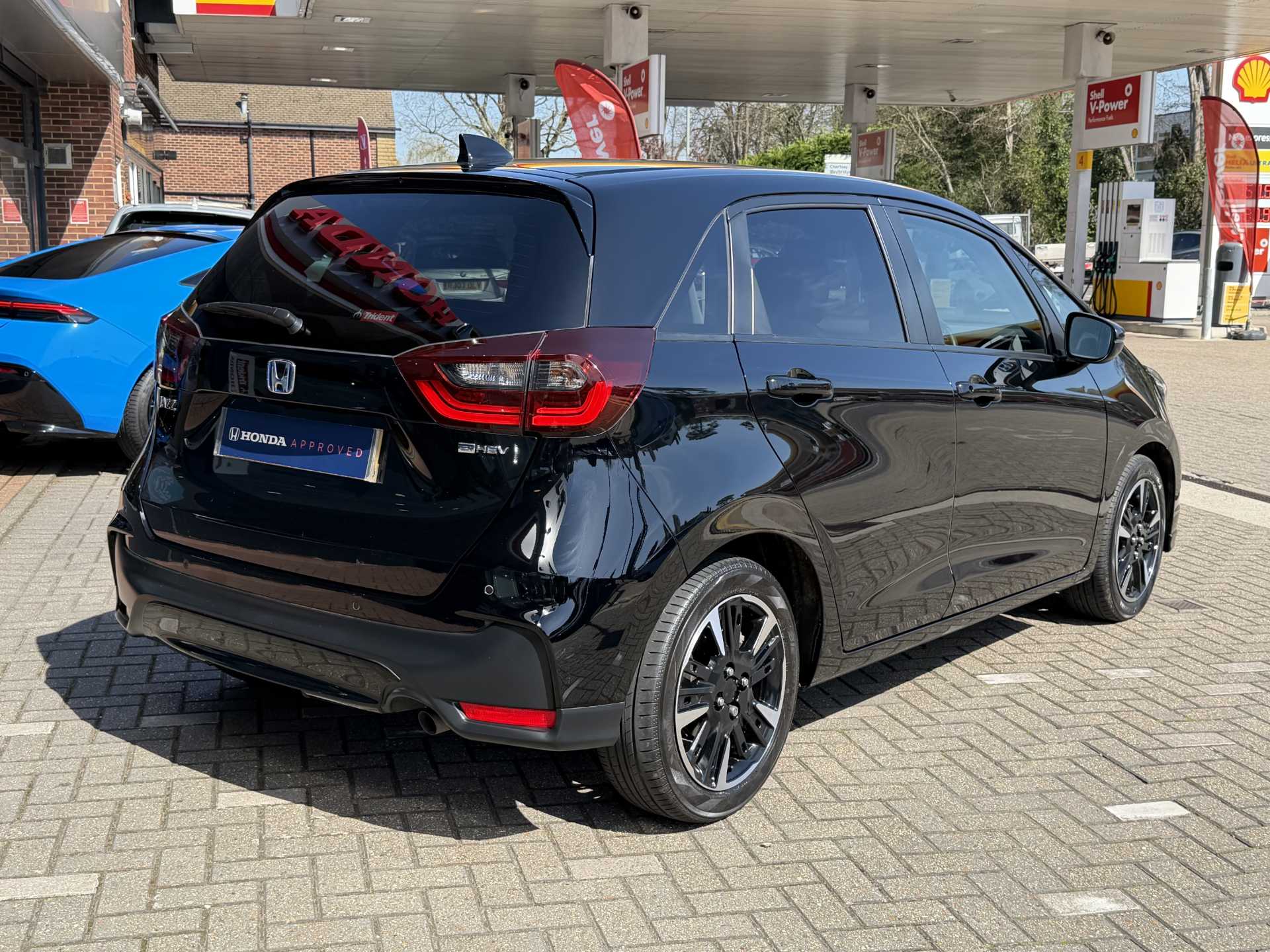 Honda Jazz 1.5 i-MMD Hybrid Advance 5dr eCVT - Image 12