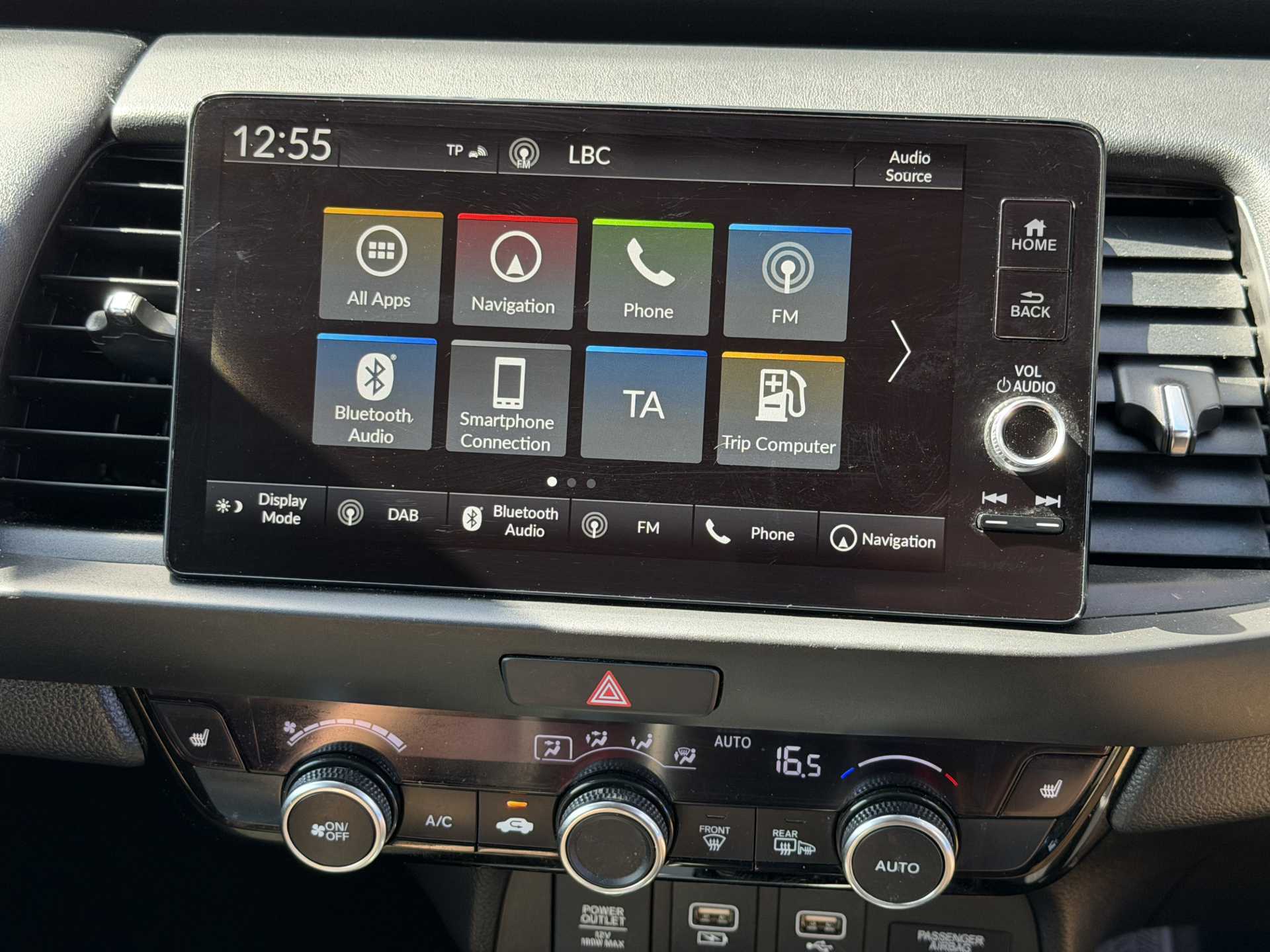 Honda Jazz 1.5 i-MMD Hybrid Advance 5dr eCVT - Image 16