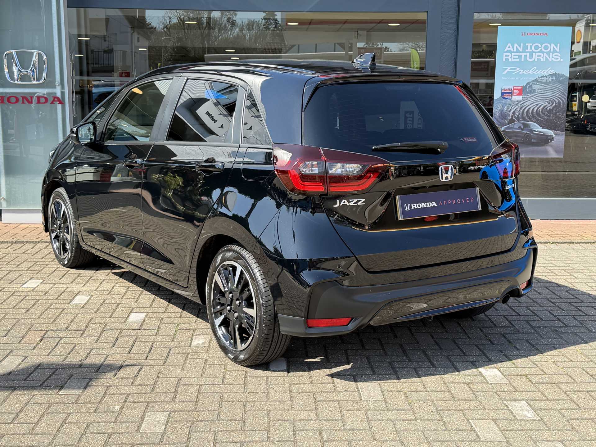 Honda Jazz 1.5 i-MMD Hybrid Advance 5dr eCVT - Image 3
