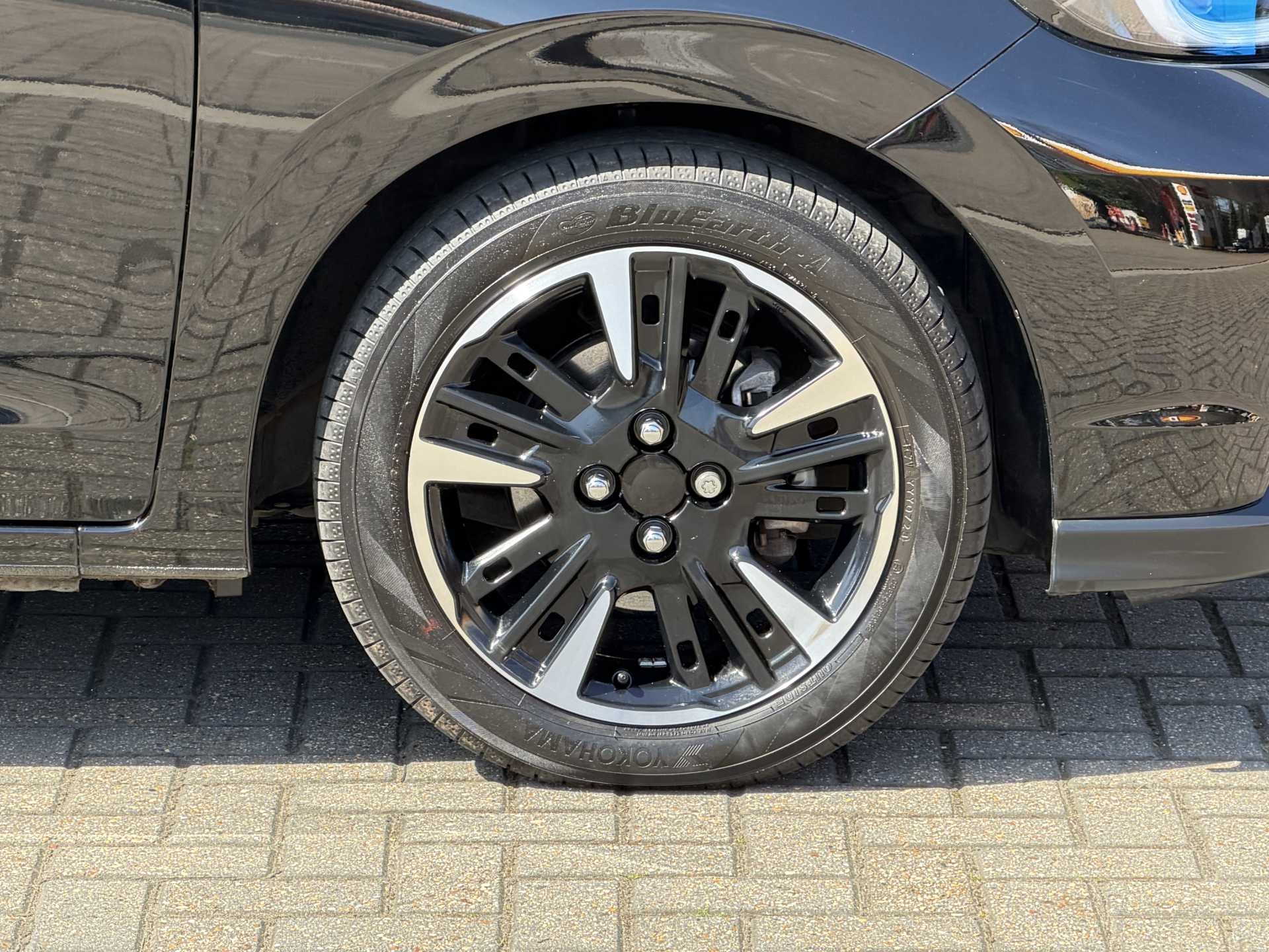 Honda Jazz 1.5 i-MMD Hybrid Advance 5dr eCVT - Image 9