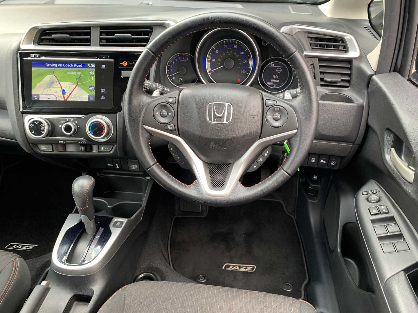 Honda JAZZ 1.5 i-VTEC Sport 5dr Navi CVT - Image 14
