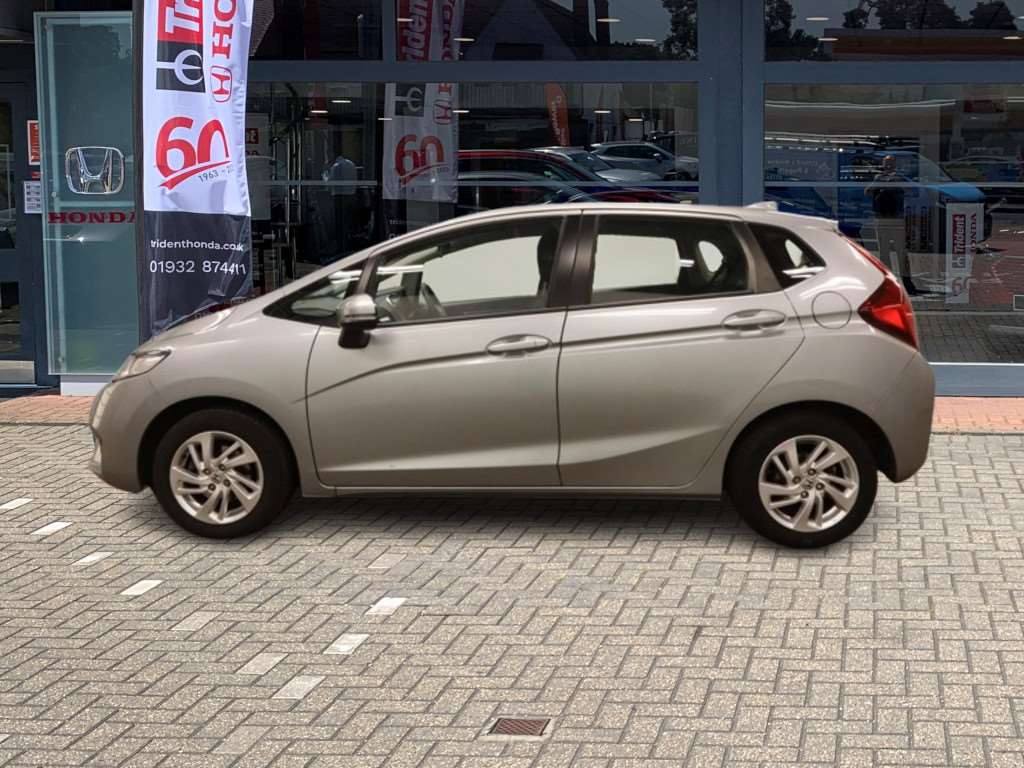 Honda Jazz 1.3 SE 5dr - Image 11
