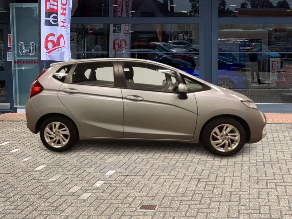 Honda Jazz 1.3 SE 5dr - Image 5