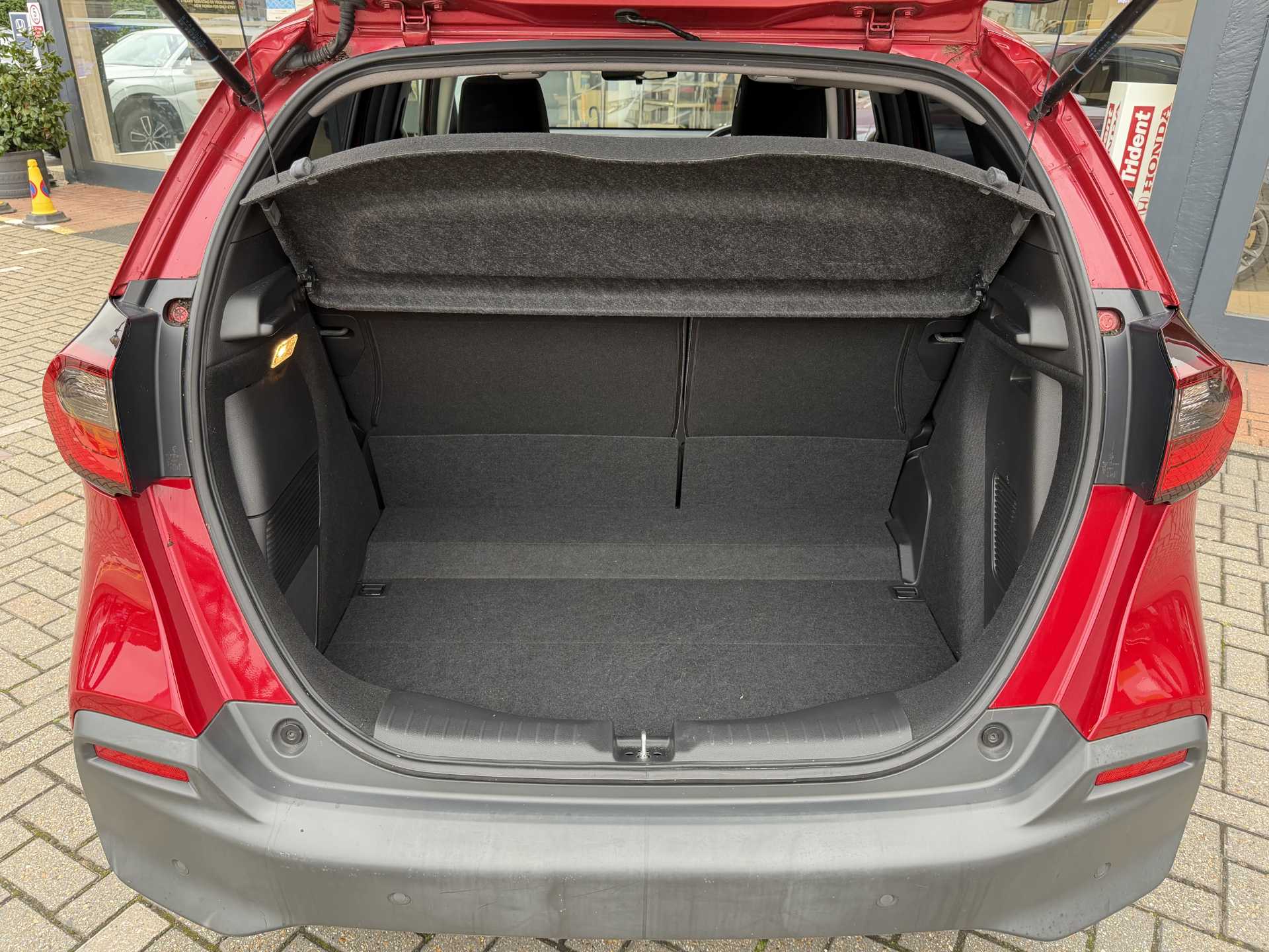 Honda Jazz 1.5 i-MMD Hybrid Crosstar EX 5dr eCVT - Image 13