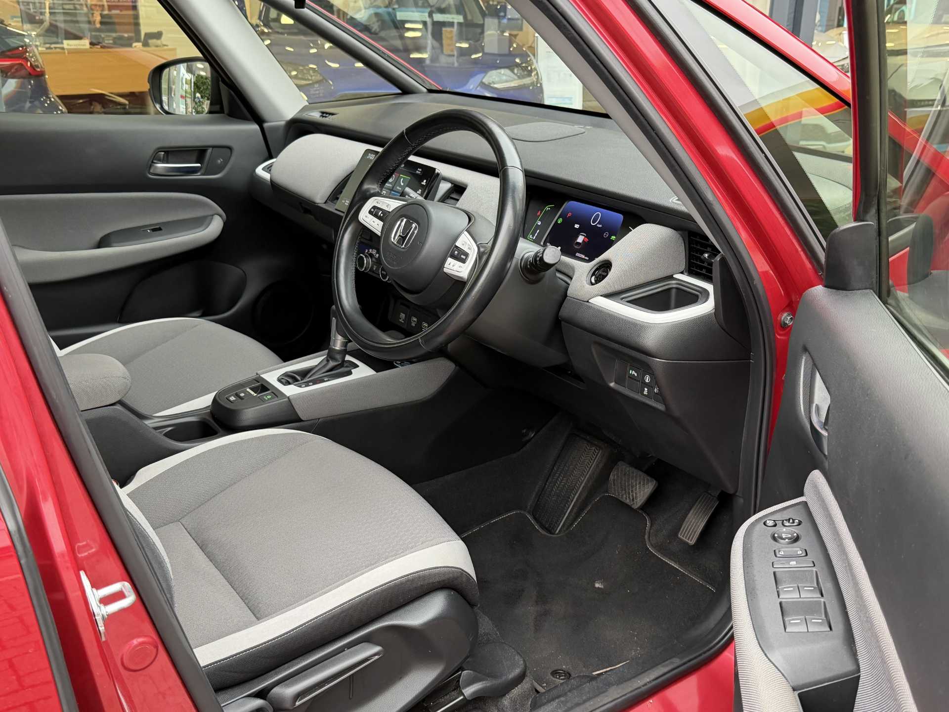 Honda Jazz 1.5 i-MMD Hybrid Crosstar EX 5dr eCVT - Image 15
