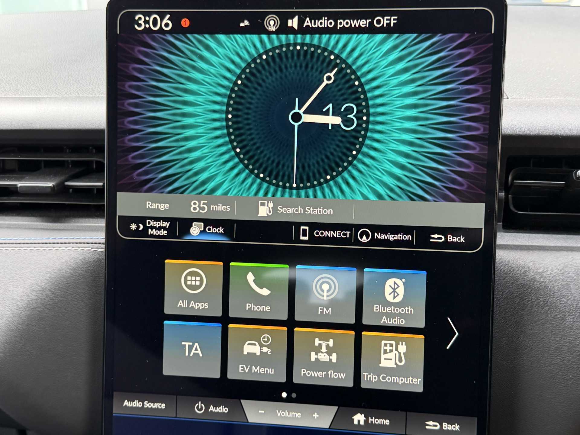 Honda e-Ny1 150kW Elegance 69kWh 5dr Auto - Image 16