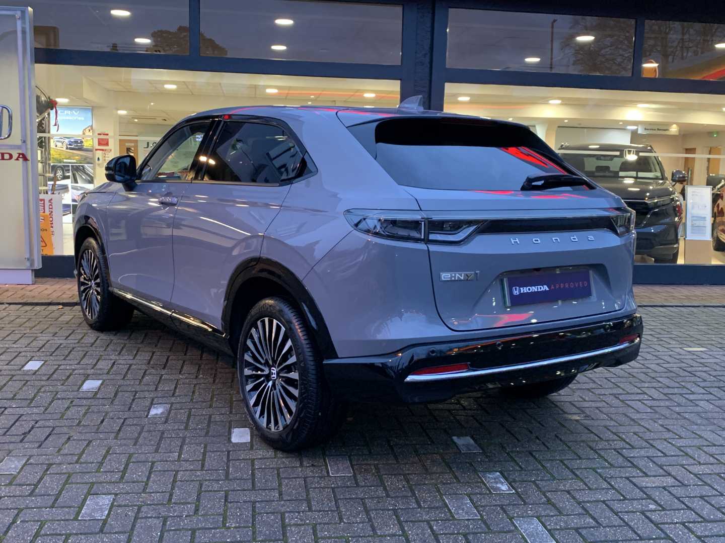 Honda e-Ny1 150kW Elegance 69kWh 5dr Auto - Image 3