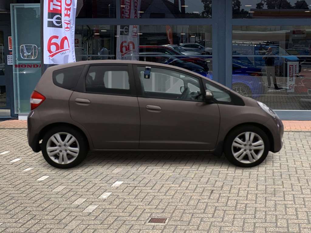 Honda Jazz 1.4 i-VTEC ES Plus 5dr CVT - Image 5