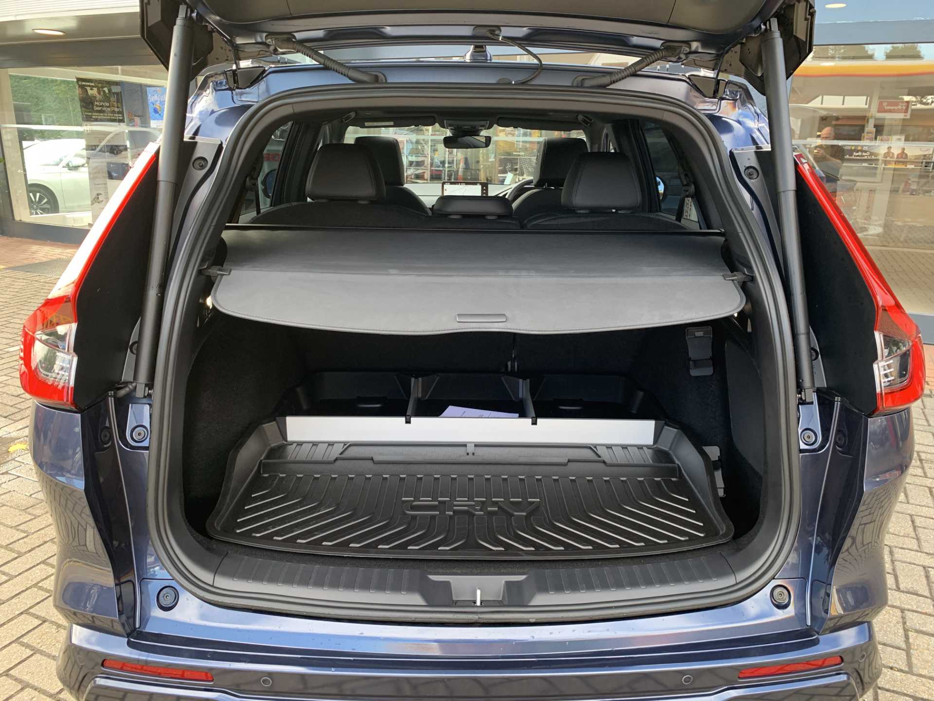 Honda CR-V 2.0 ePHEV Advance Tech 5dr eCVT - Image 13