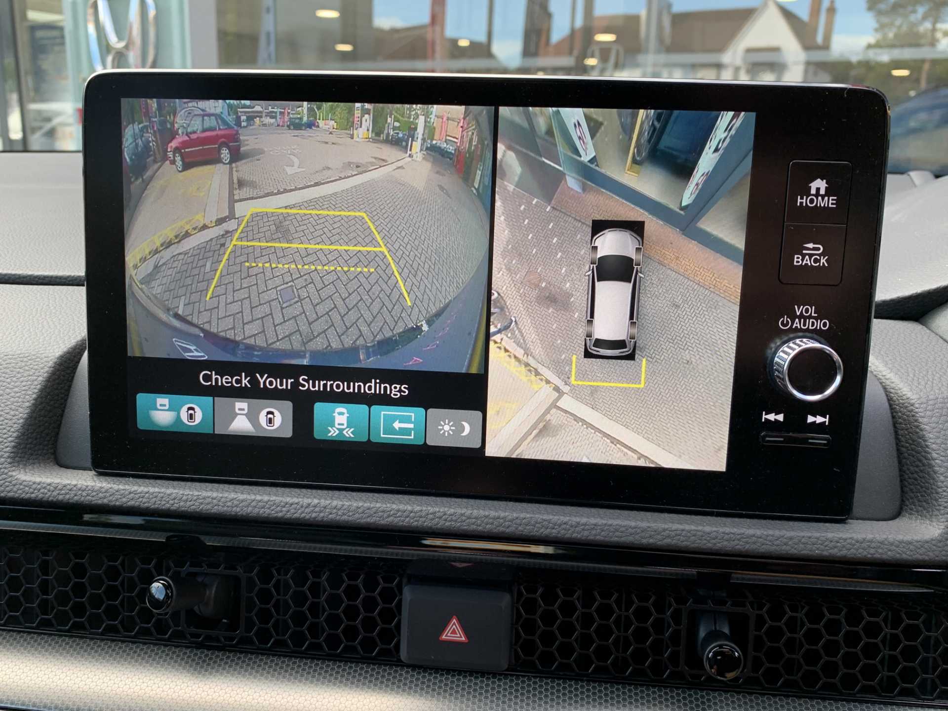 Honda CR-V 2.0 ePHEV Advance Tech 5dr eCVT - Image 14