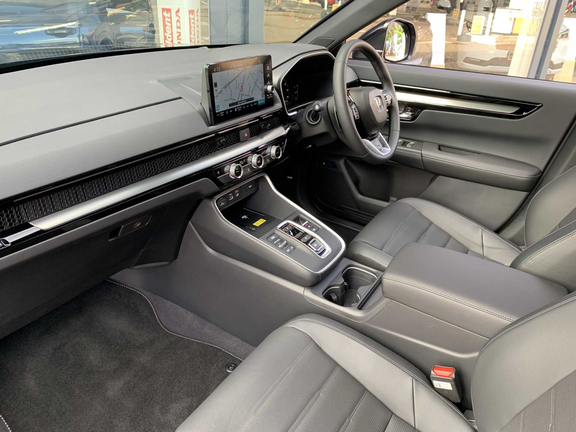 Honda CR-V 2.0 ePHEV Advance Tech 5dr eCVT - Image 2