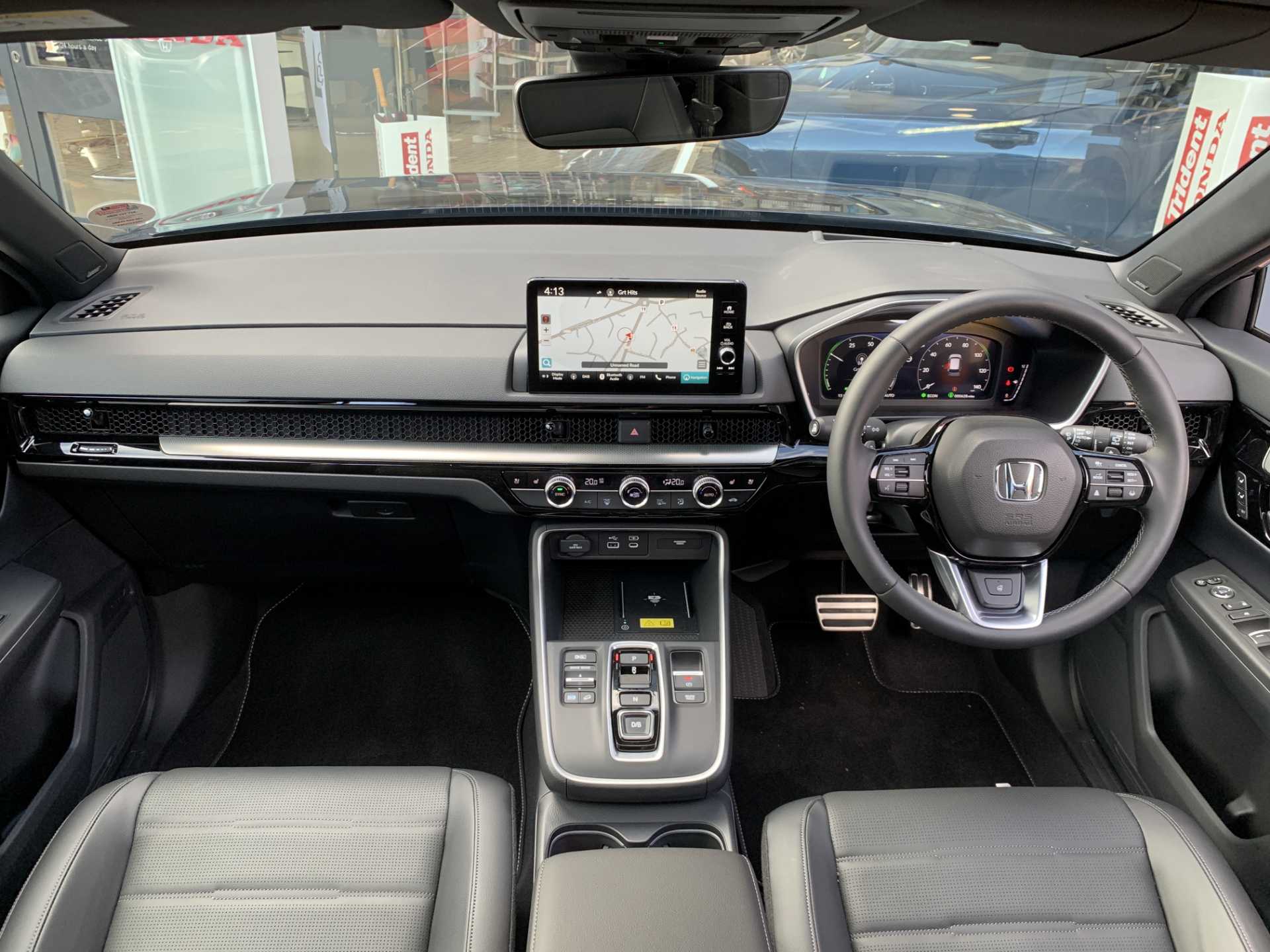 Honda CR-V 2.0 ePHEV Advance Tech 5dr eCVT - Image 4