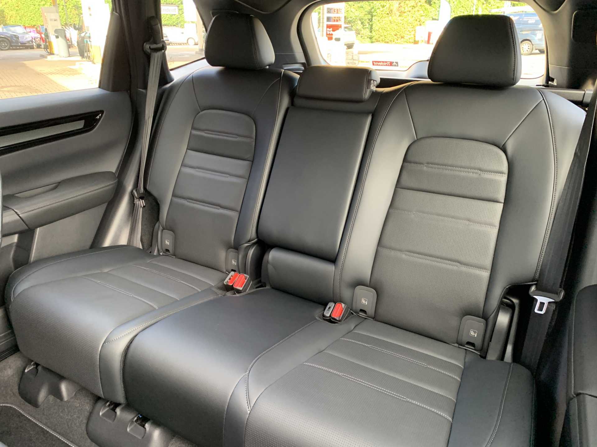 Honda CR-V 2.0 ePHEV Advance Tech 5dr eCVT - Image 8