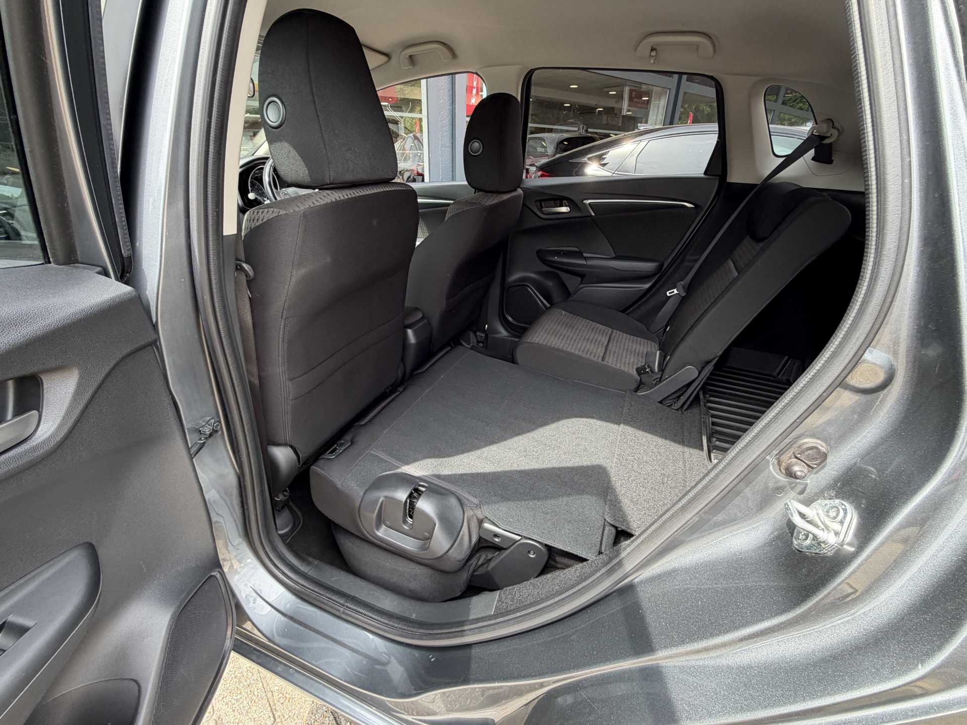 Honda Jazz 1.3 i-VTEC EX Navi 5dr CVT - Image 19