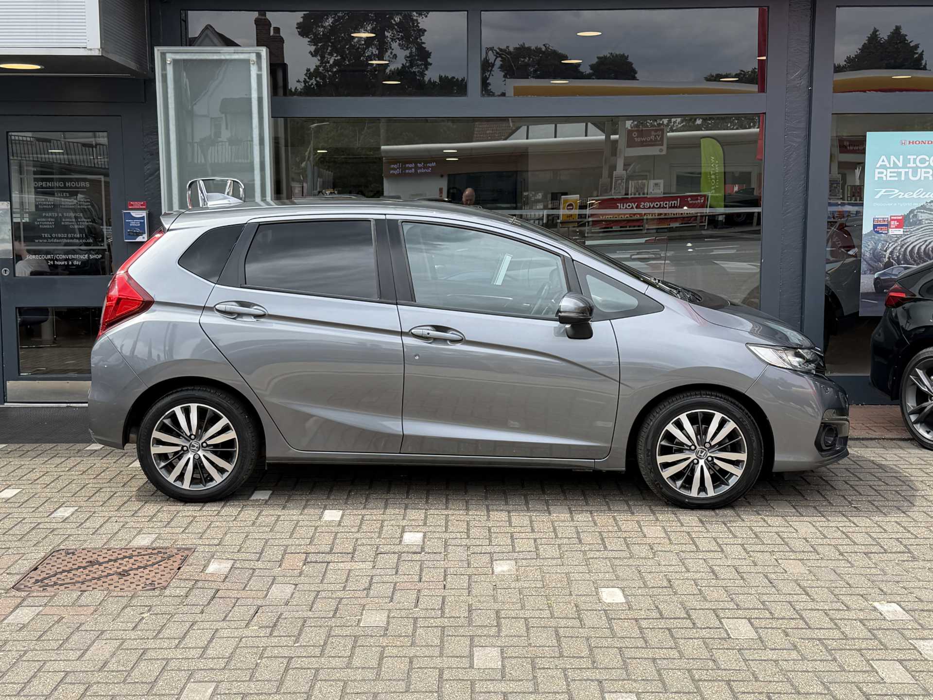 Honda Jazz 1.3 i-VTEC EX Navi 5dr CVT - Image 5