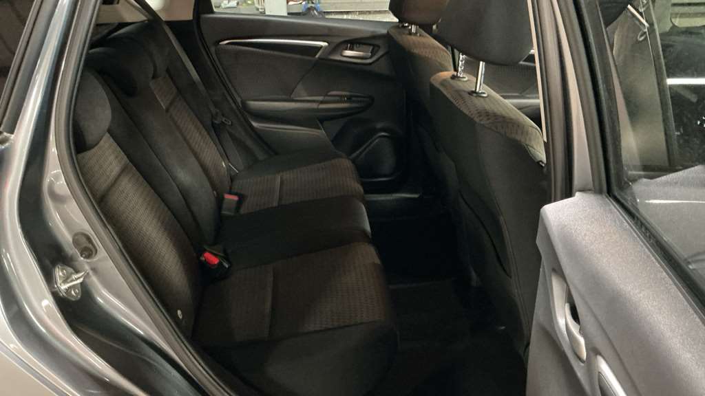 Honda Jazz 1.3 i-VTEC EX Navi 5dr CVT - Image 8