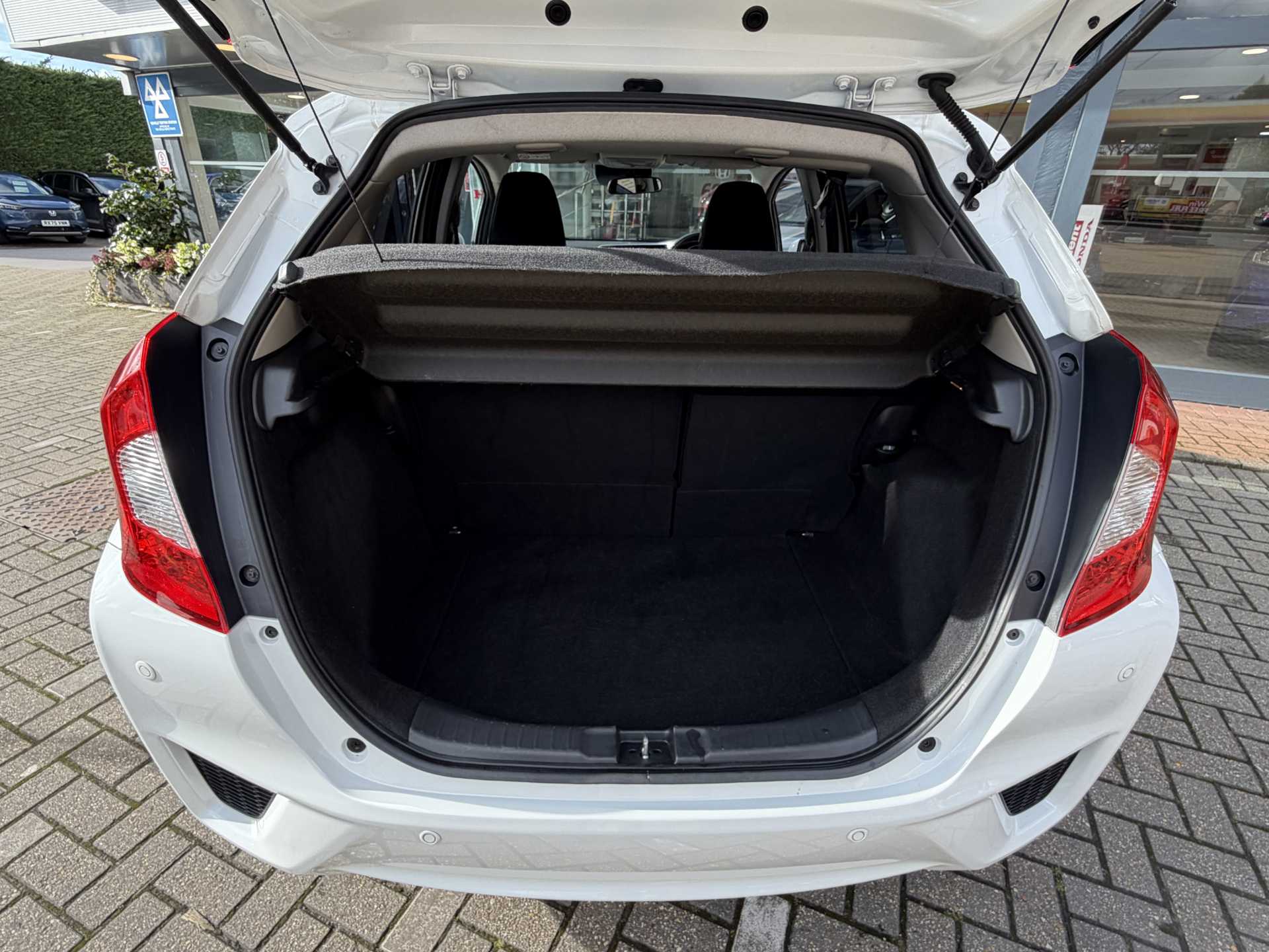 Honda Jazz 1.3 EX Navi 5dr CVT - Image 13