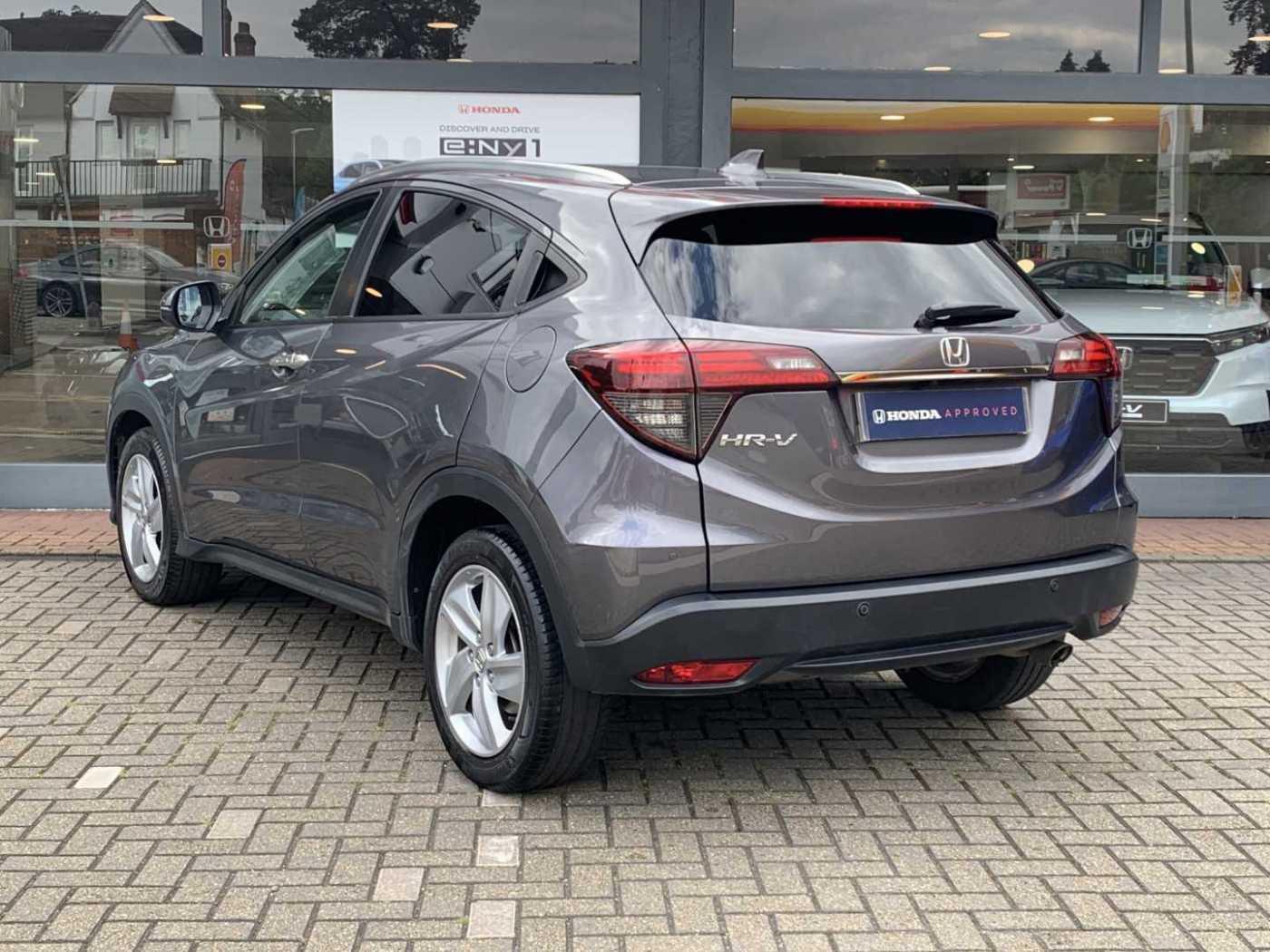 Honda HR-V 1.5 i-VTEC EX CVT 5dr - Image 3