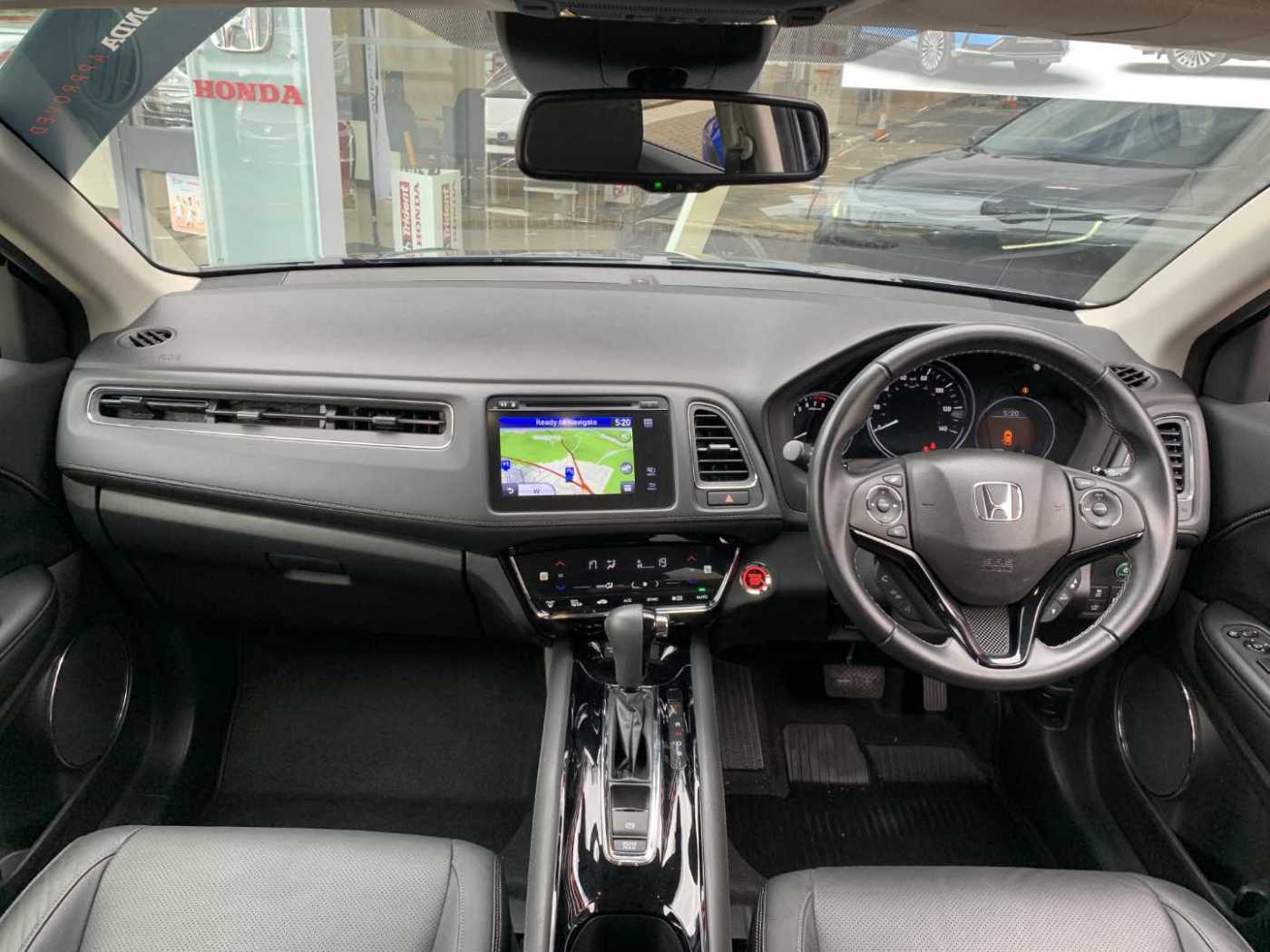Honda HR-V 1.5 i-VTEC EX CVT 5dr - Image 4